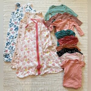 Baby girl clothes bundle - size 18month